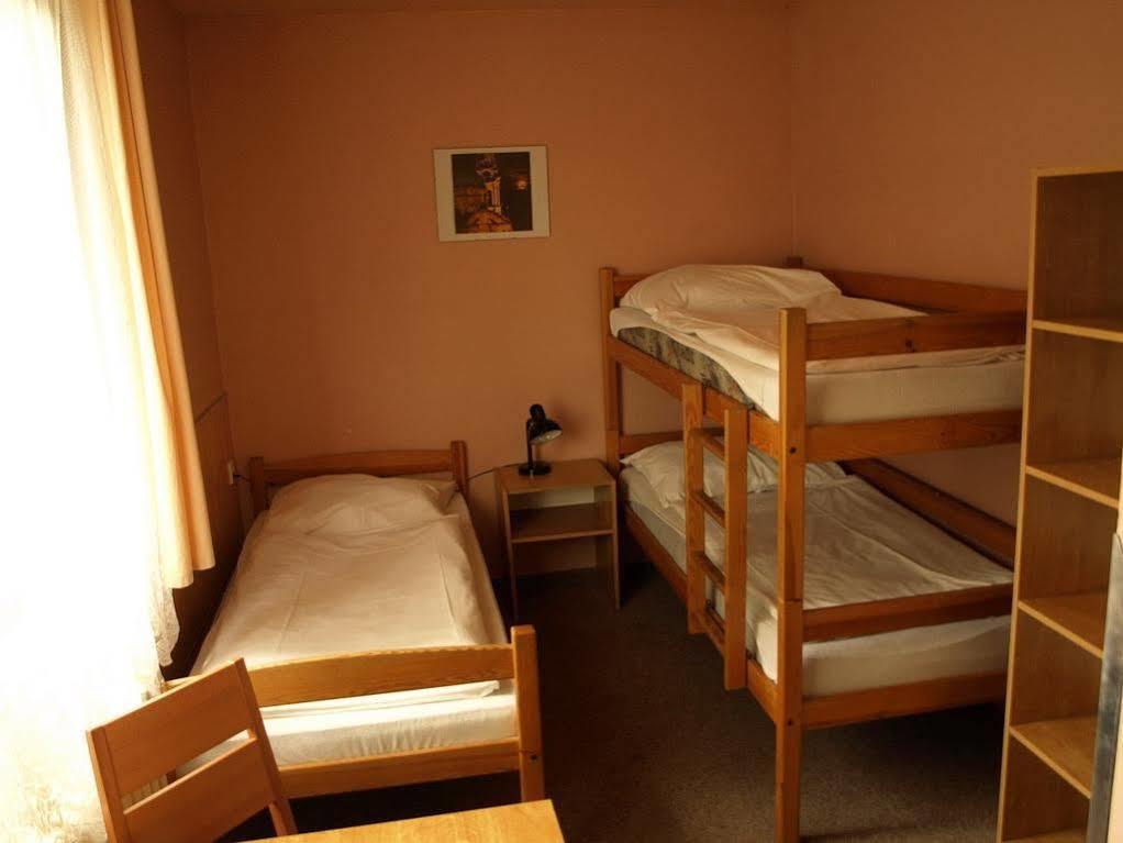 Hostel Sokol Troja 프라하 외부 사진