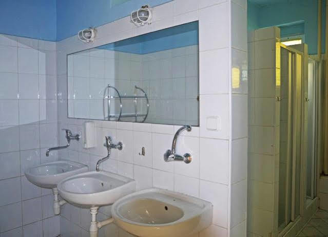 Hostel Sokol Troja 프라하 외부 사진